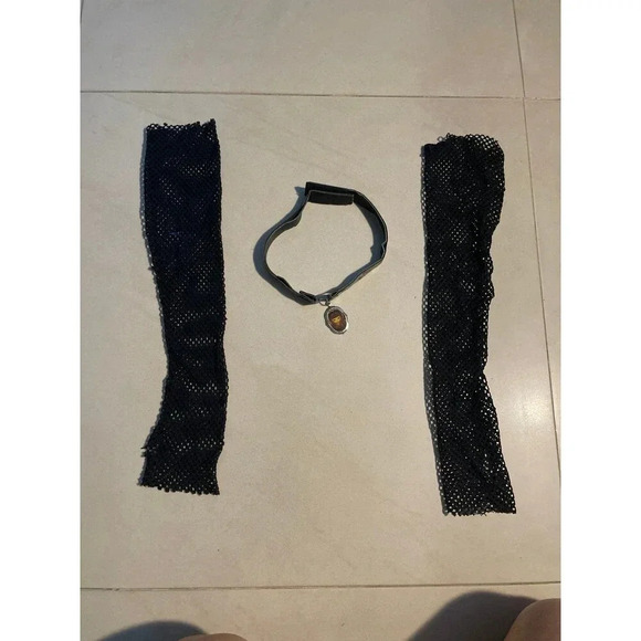 Red Riding Hood Girls Costume - Picture 5 of 6